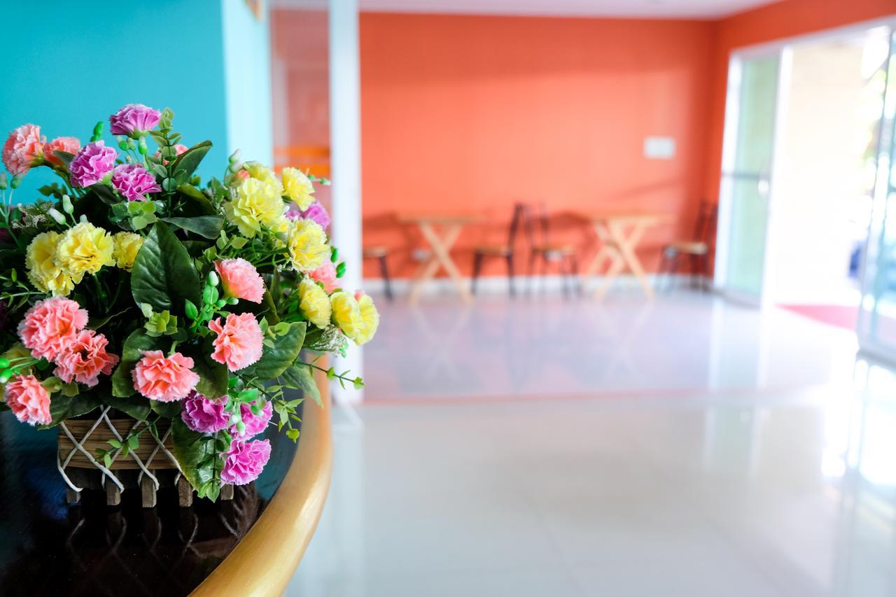 Raya Rawai Place Екстер'єр фото