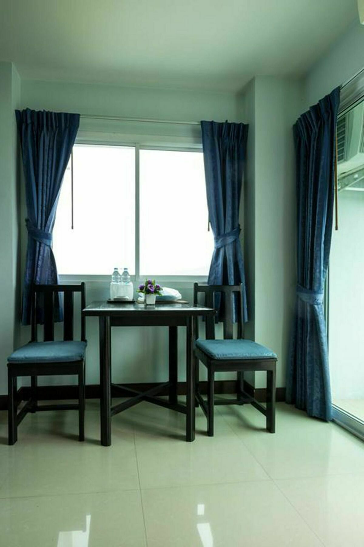 Raya Rawai Place Екстер'єр фото